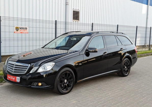 Mercedes-Benz Klasa E cena 29900 przebieg: 250000, rok produkcji 2010 z Zawiercie małe 137